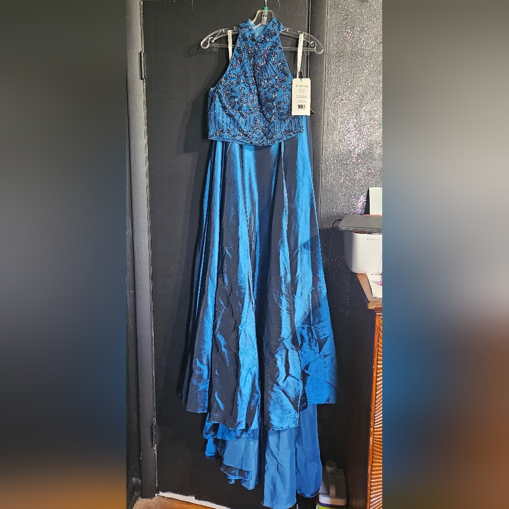 Prom dress by Sherri Hill NWT